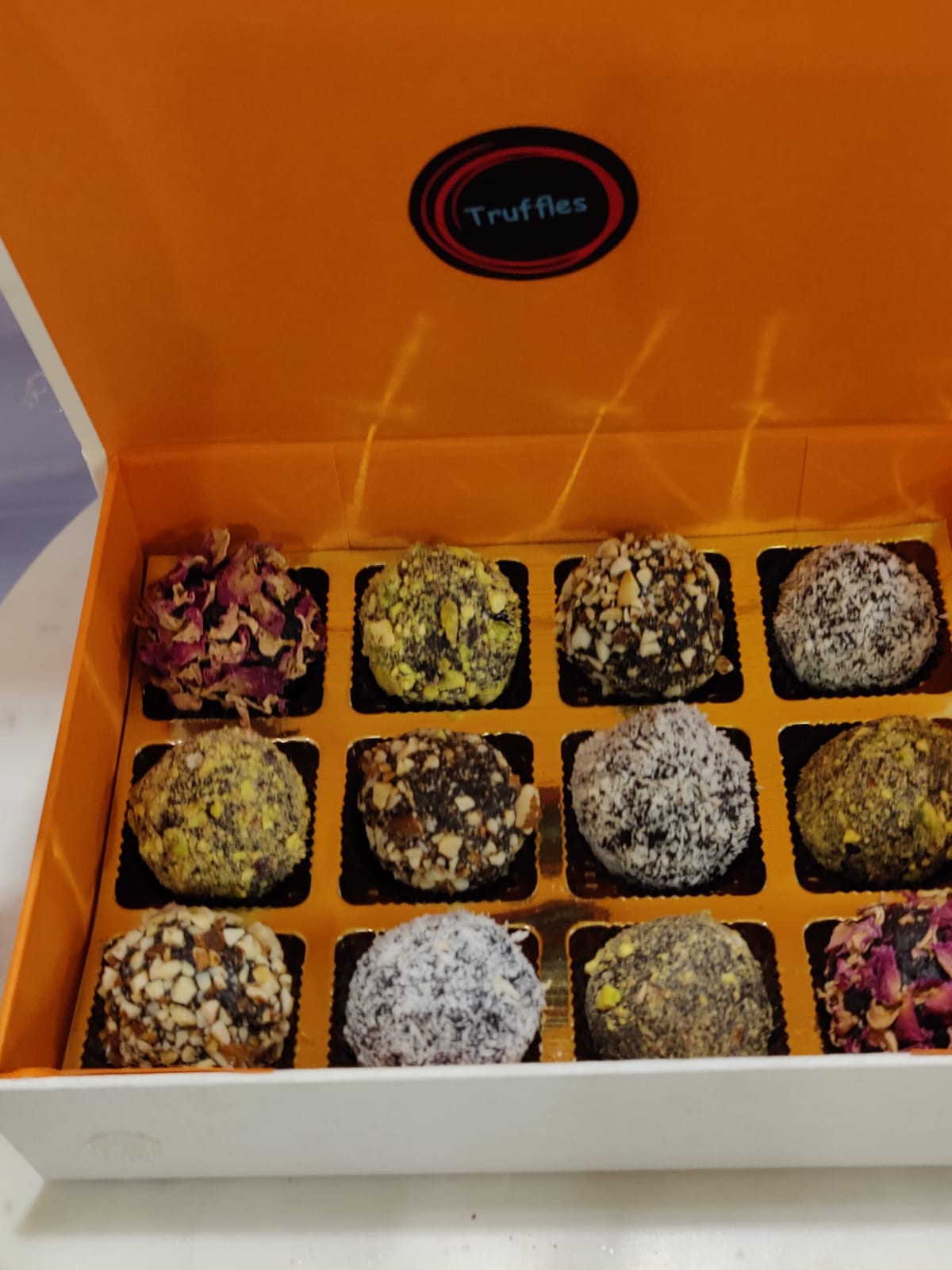 EXCLUSIVE TRUFFLES COLLECTION